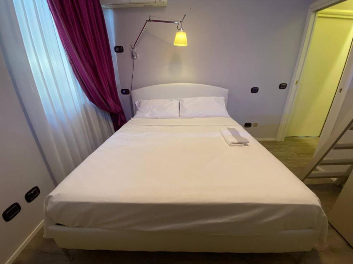 Desenzano Luxury Apartment Desenzano del Garda Exterior foto